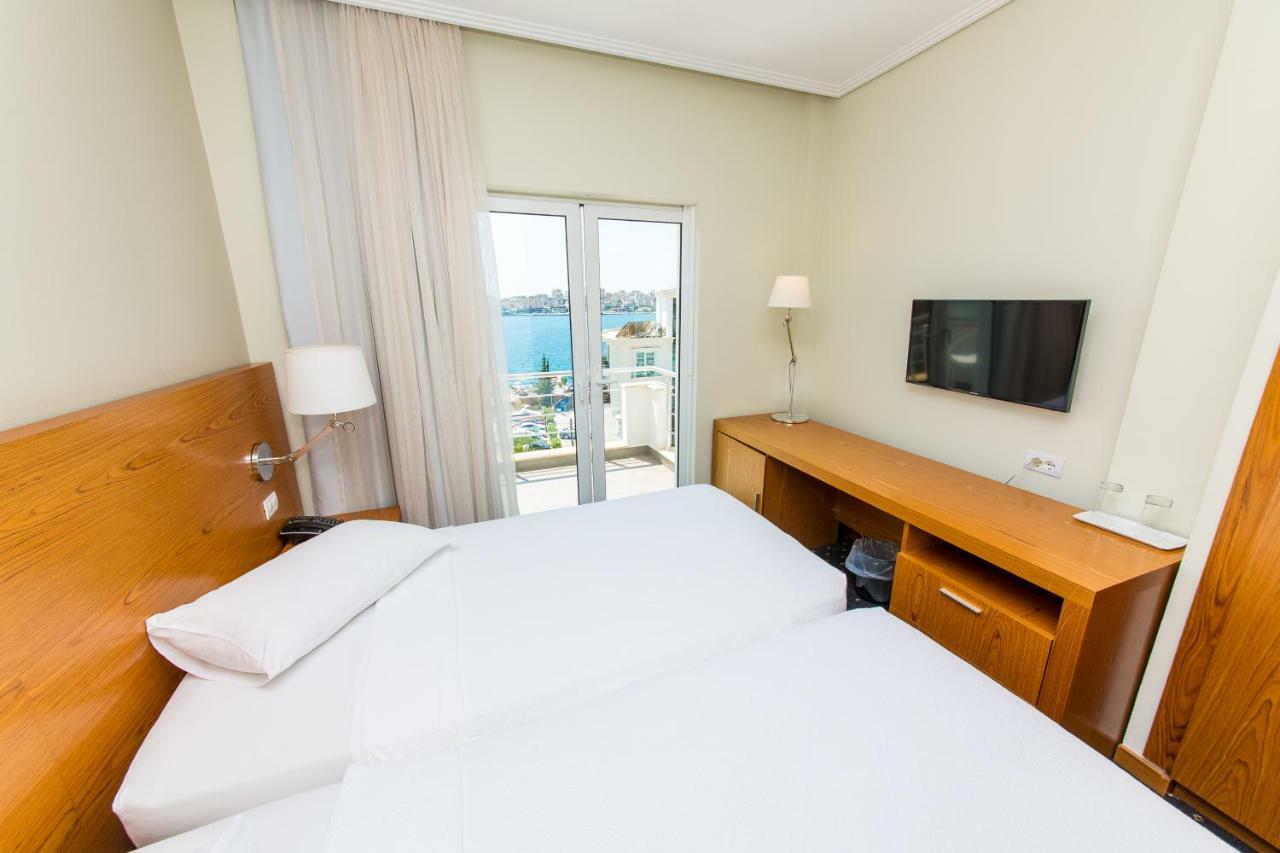 Agimi Sarandë